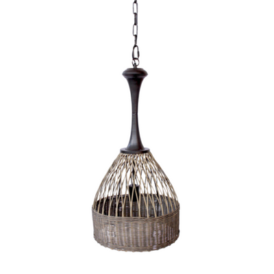 This sophisticated basket weave hanging light is the perfect addition to any room. The 70X34CM metal top creates a timeless and modern effect while the basket weave pattern adds an element of texture and depth. The hanging light also adds illuminating grace to any room.
