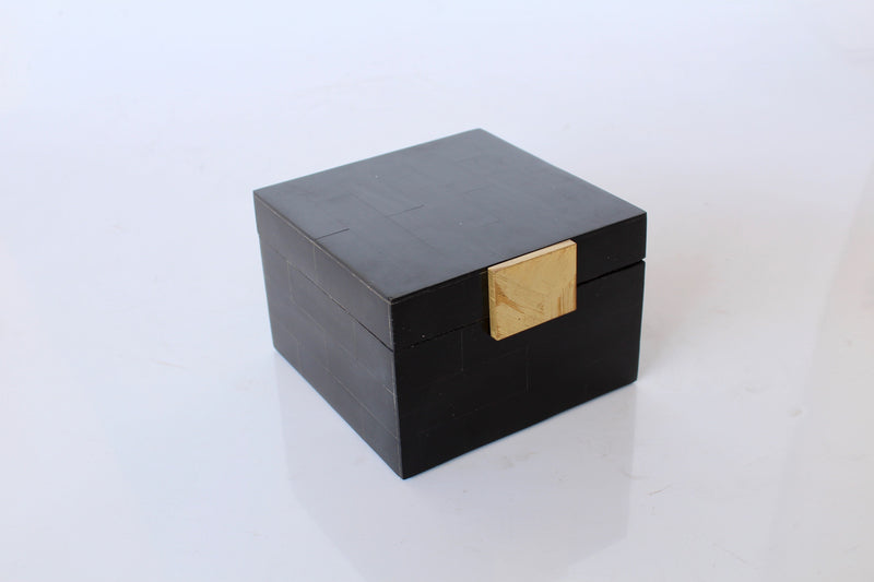 SQUARE BLACK BONE & GOLD BOX 11X15.5X15CM