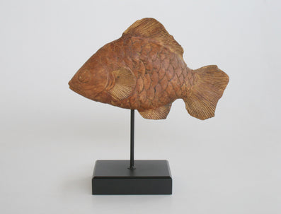 WOODEN FISH ON STAND 36X34CM