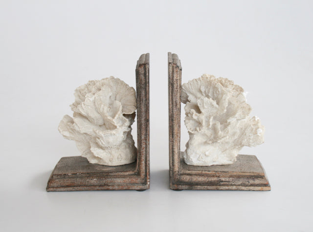 PAIR NATURAL CORAL BOOKENDS 17X14CM