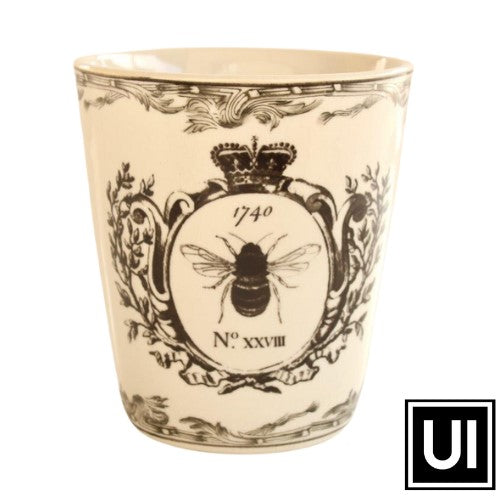 This Small Black & White Bee Planter is an ideal choice for introducing a natural look to your space. Crafted with ceramic, this planter pot is 15x14cm and perfect for a unique and modern touch to your interiors. A great way to bring the outdoors in.  Unique Interiors 