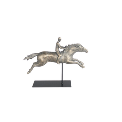 Be inspired by this beautiful 32X40cm silver ornament depicting a man on horseback. Its intricate detail and vivid design give it the perfect touch of medieval charm, adding an elegant décor to any room. It's sure to become an instant favorite! Delivery 5 - 7 working days