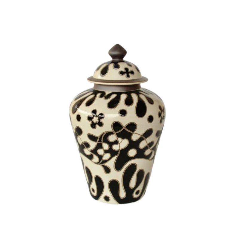 This classic Black and Cream Ginger Jar 32X20CM is an essential addition to any home décor - don&
