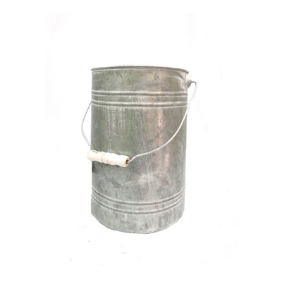 Enhance your living space with the vintage-inspired High Country Bucket. Made for both indoor and outdoor use, this antique pot is perfect for displaying your favorite plants and flowers. With a size of 20cm x 20cm x 28cm, this attractive country bucket adds a touch of history and style to any decor. The wooden handle makes it easy to arrange leaves and flowers.UNIQUE INTERIORS.