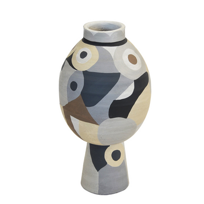 This stunning Ceramic Pablo medium is perfect for adding character to your home or office. It's handcrafted from quality ceramic and measures 21 cm x 21 cm x 40 cm (H). Enjoy the lasting beauty of this contemporary piece, sold exclusively by Unique Interiors.  Ceramic Pablo medium  Size   21cm x 21cm x 40CM (H)  Sold by Unique Interiors