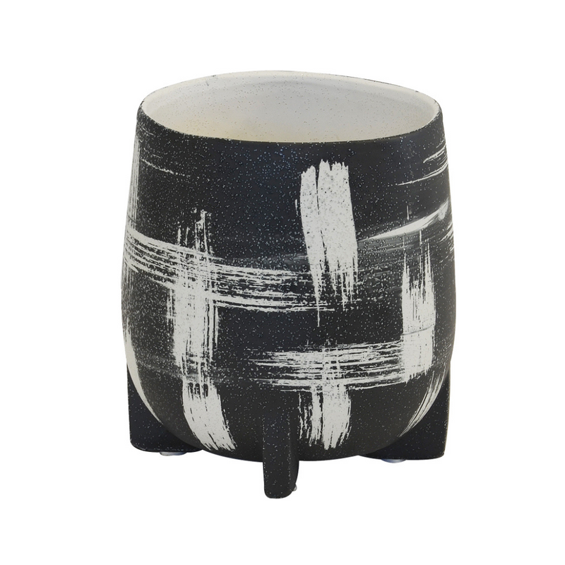 This ceramic tartan votive in black and white adds a unique touch to any interior. The 20cm height and 18cm diameter size provides the perfect lighting accent for any home or office.  Ceramic tartan votive black & white   Size  20CM (H) X 18CM (D)  Unique Interiors 
