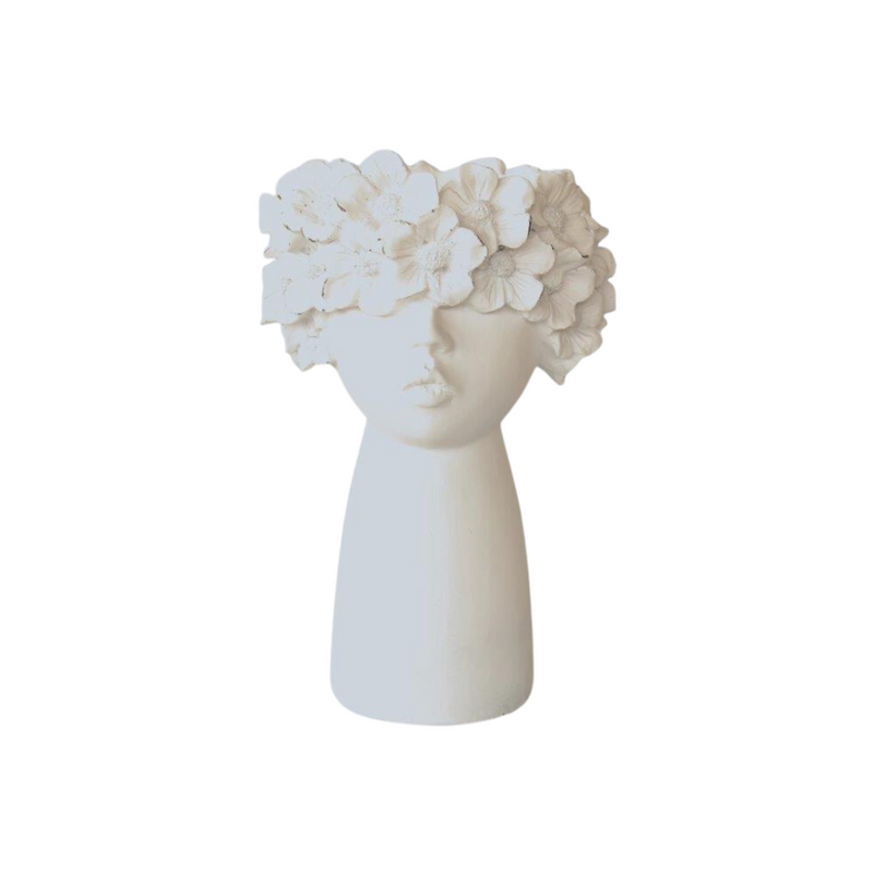 This Large White Flower Face Planter adds a touch of femininity to your home. It measures 37x19cm and has a unique design that&