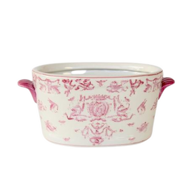 Medium pink foot bath 15x33x20cm  This medium pink decorative planter pot measures 15x33x20cm and is perfect for a foot bath. Its elegant design is perfect for a touch of sophistication. Its high quality material ensures durability.  Unique Interiors, a place where you can find trendy decor that stays forever in style for any style.  Unique Interiors.  Delivery  5 to 7 working days.