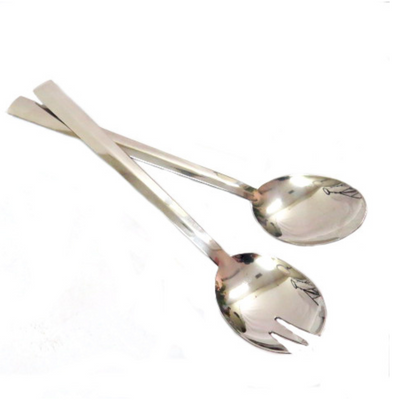 Expertly crafted from sleek stainless steel, these 29cm long salad servers are a must-have for any kitchen. With a rounded head to the spoon and fork, they provide a perfect balance of functionality and style. Toss and serve your salads with ease, and elevate your dining experience with these elegant salad servers-unique interiors