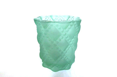 Light up your space with this Mint Frost Tealight Candle Holder. The 6.5 cm in diameter and 7.8 cm in height is perfect for interior and exterior decoration. The mint glass offers a unique and beautiful look, making it a great addition to any room. Its classic and timeless design is sure to impress.