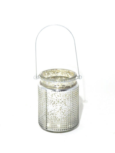 The Nova Star Tealight Candle Holder offers a classic and refined aesthetic to any area. Crafted from a combination of glass and crystal, this candle holder is 9.9 cm in diameter and 13.5 cm in height. Its beautiful shimmery shine will add the perfect amount of ambiance and luxury to any decor.