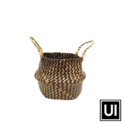  The Fia basket is an eye-catching, black and natural chevron-woven planter, perfect for any stylish home. Its high-quality construction and twisted handles make it both durable and beautiful. Fill it with your favorite plant for an elegant touch. Unique Interiors.